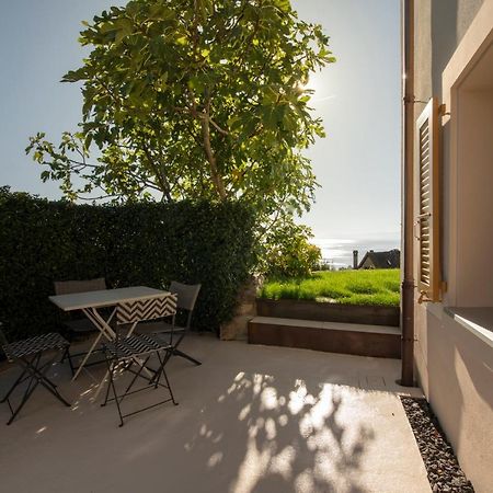 #Lavaux Hotel Lutry Eksteriør billede